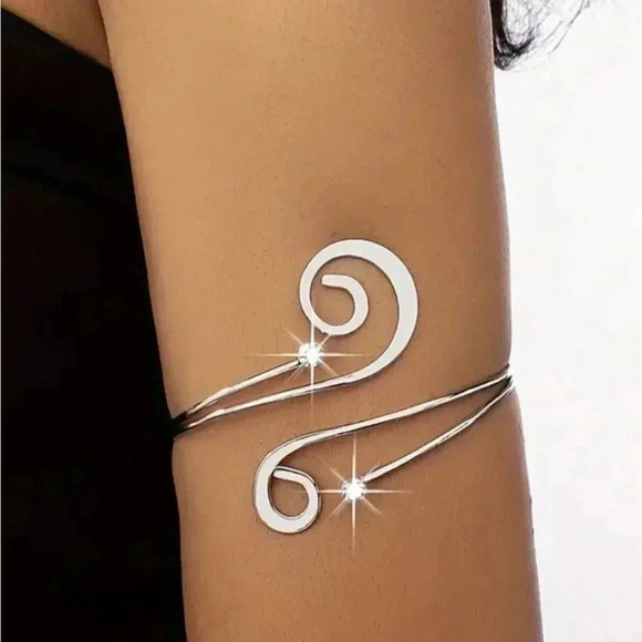 Fashion Jewelry Jewelry - Spiral tail arm ring iron with tiny round glass inlaid adjustable